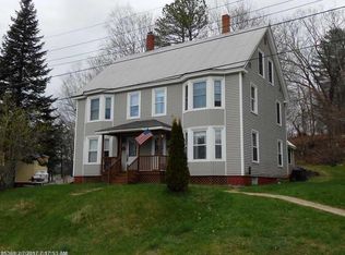 8 Pearl St, Livermore Falls, ME 04254