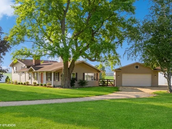 1243 Manchester Rd, South Beloit, IL 61080