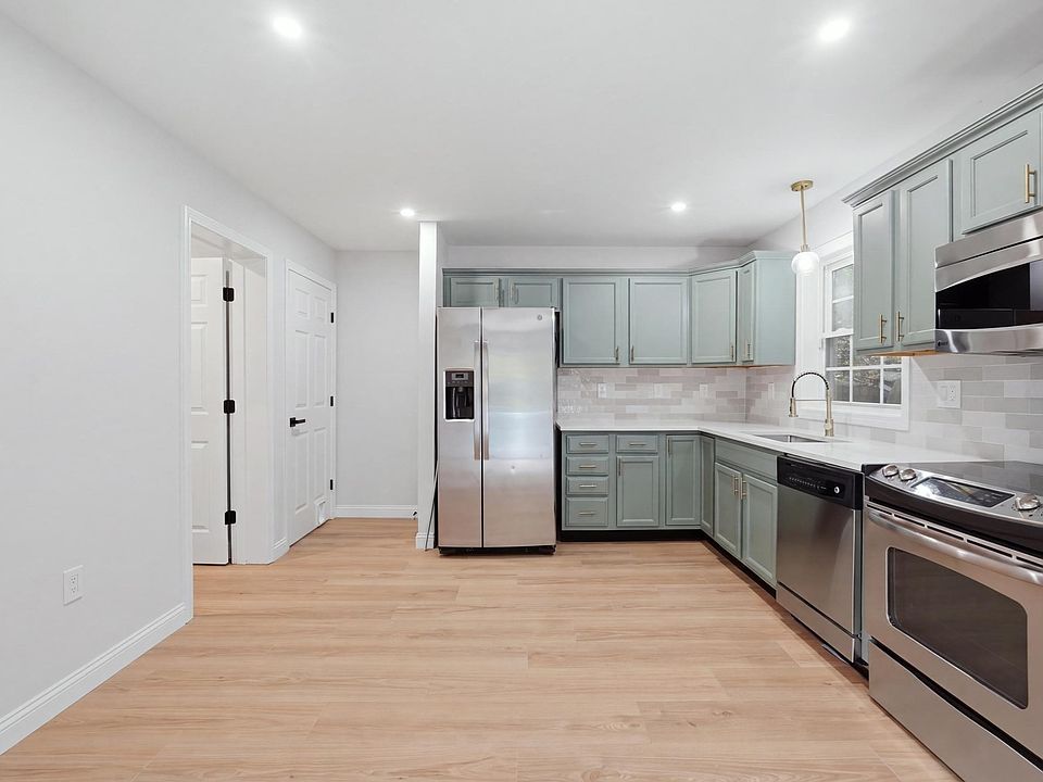 1st image of 105 N Main St #B
