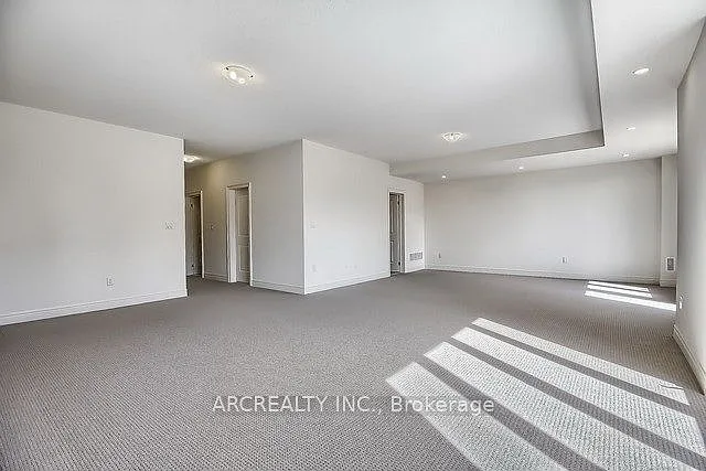 79 Baldry Ave — Photo 41
