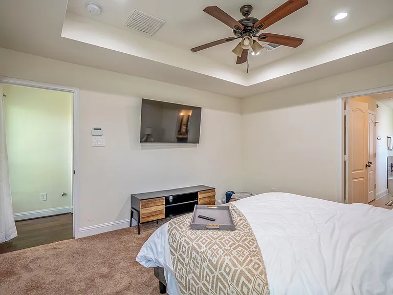7122 Conley St — Photo 13