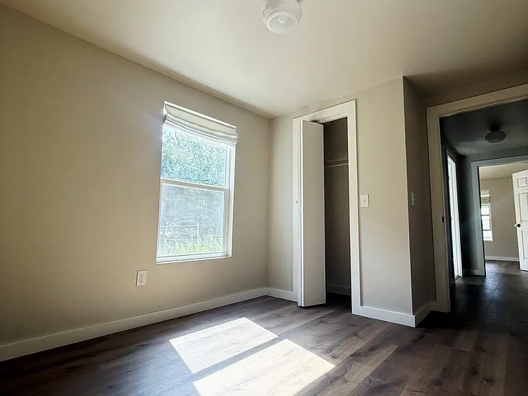 10 Hurford Ave — Photo 15