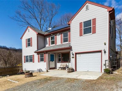 54 Mountain Rd, Tuxedo Park, NY, 10987