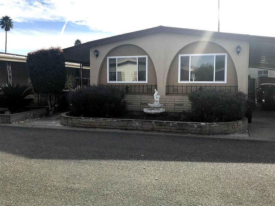 1st image of 524 Florentine Dr #524