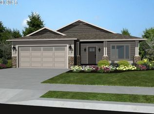 138 Finneys Ave, Molalla, OR 97038