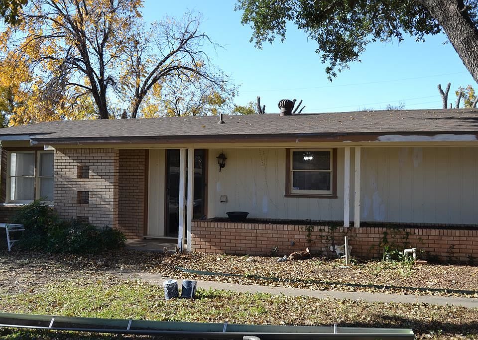 1st image of 5 Clare Dr