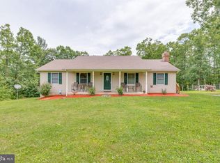 223 Stefanko Ln, Hedgesville, WV 25427