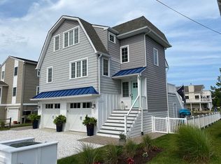 32 S Anchorage Ave, Bethany Beach, DE 19930