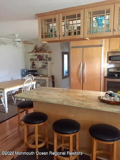 159 Wharfside Dr — Photo 2