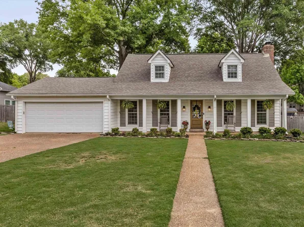 126 E Graycrest Ave, Collierville, TN 38017