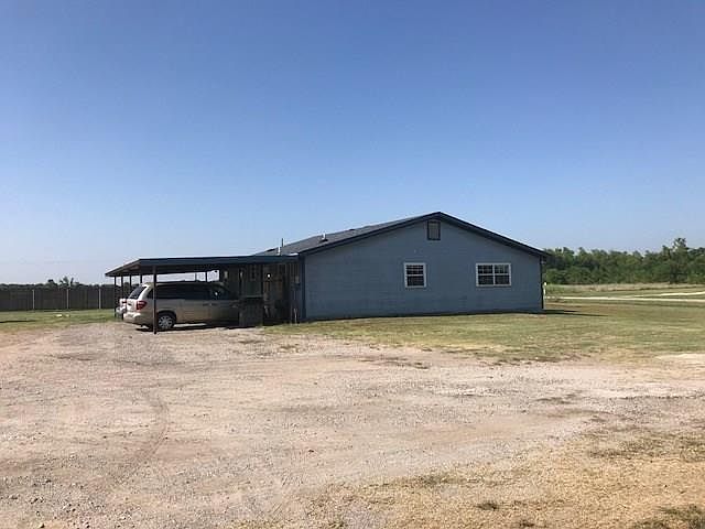 2nd image of 9696 Blubaugh Rd