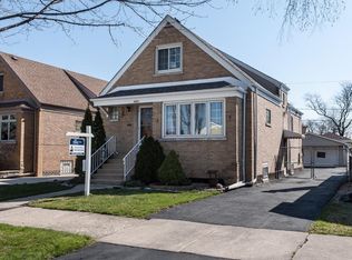 5651 S Monitor Ave, Chicago, IL 60638