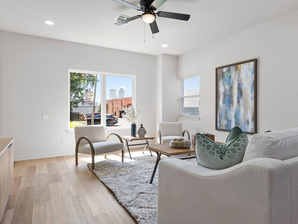 1st image of 1111 S Quincy Ave #4