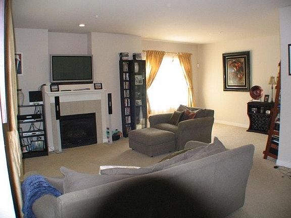 2nd image of 900 233rd Pl NE #957