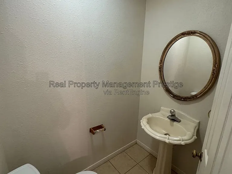 4422 Egret Dr — Photo 6