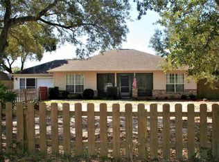 7639 Blackjack Cir, Navarre, FL 32566