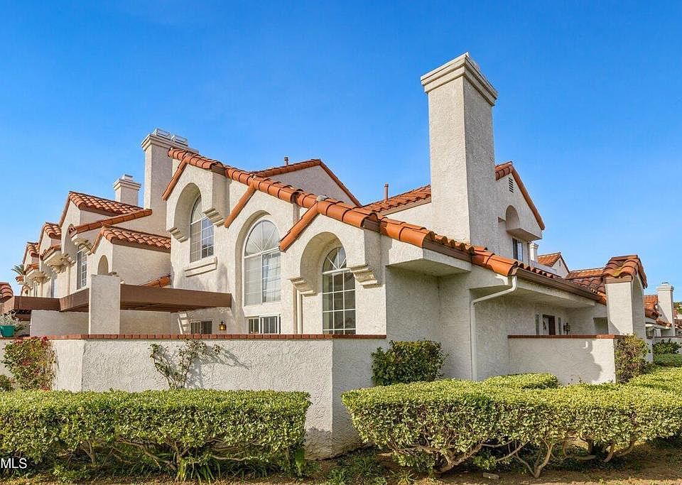 1st image of 808 Calle Los Gatos