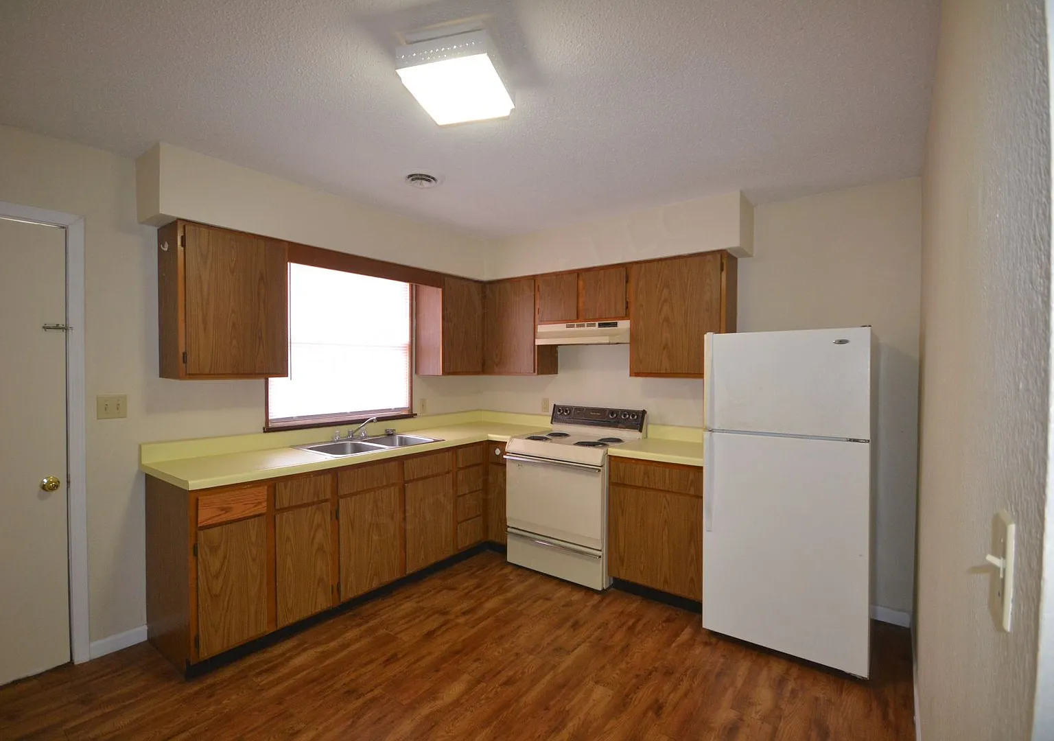 Greenfield Apartments — Photo 2