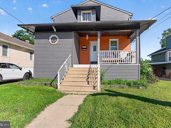3rd image of 103 Linderman Ave