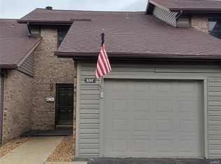 107 Sandridge Dr, Collinsville, IL 62234