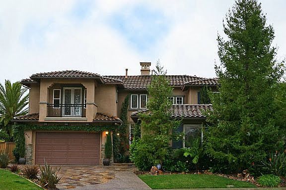 1476 Kingsport Way