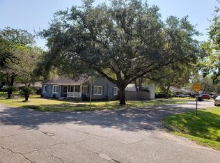 600 Old Galveston Rd, Alvin, TX 77511