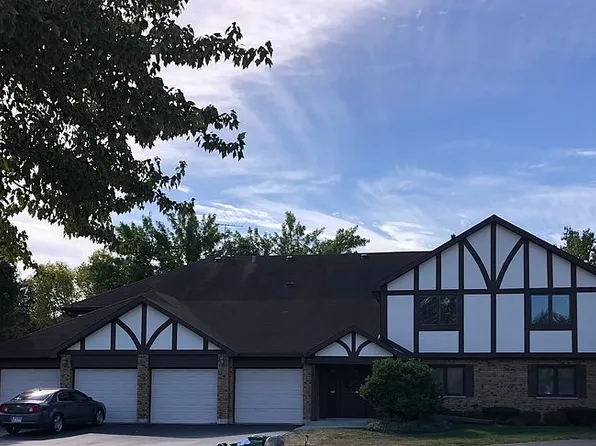 546 Banyon Ln APT D, La Grange, IL 60525