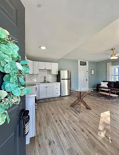 301 W Avenue A #A Photo 1 301 W Avenue A #A Photo 1
