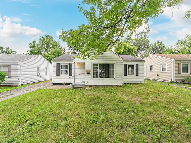 2533 Greenvale Rd — Photo 1