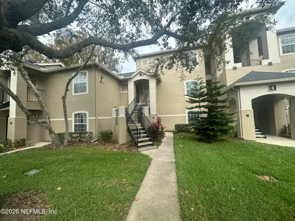 1701 The Greens Way APT 413, Jacksonville Beach, FL 32250