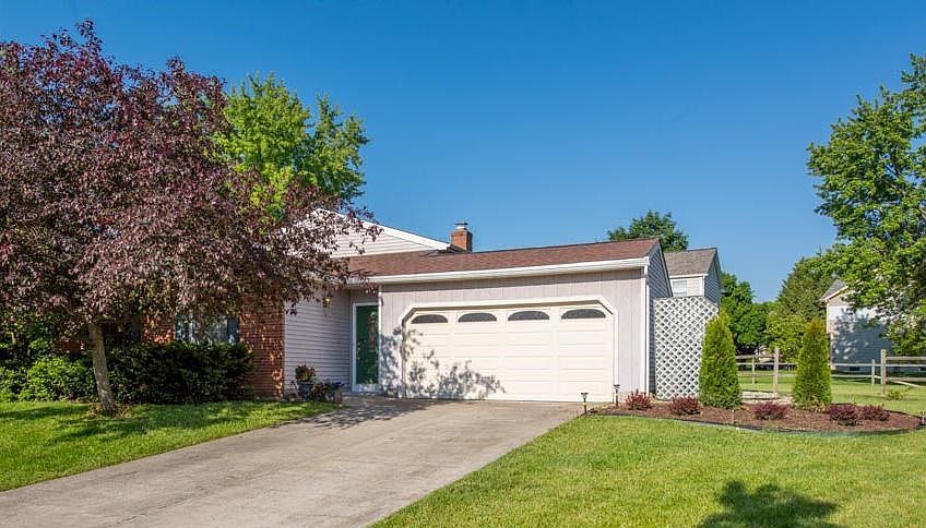 1st image of 3860 Saddlebrook Ct