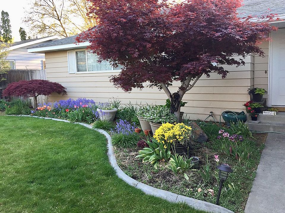 2nd image of 1581 Cimarron Ave