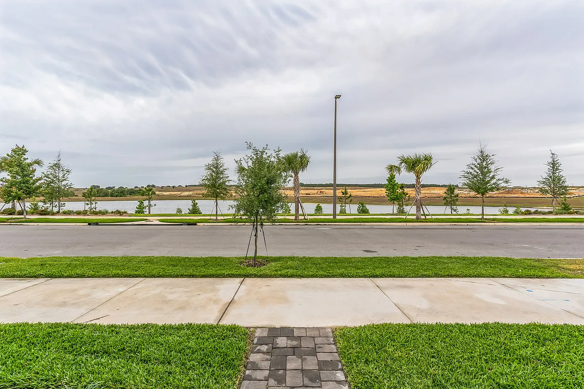 Building Photo - 5131 Lake Hamlin Trl