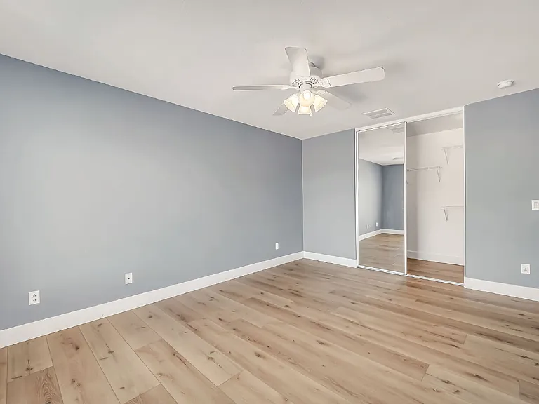 2422 E Olivine Rd — Photo 24