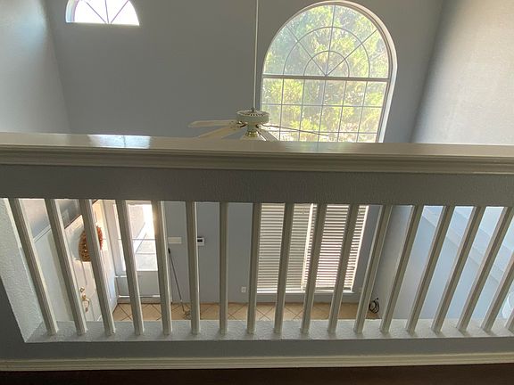 5th image of 472 Valle Calido Dr