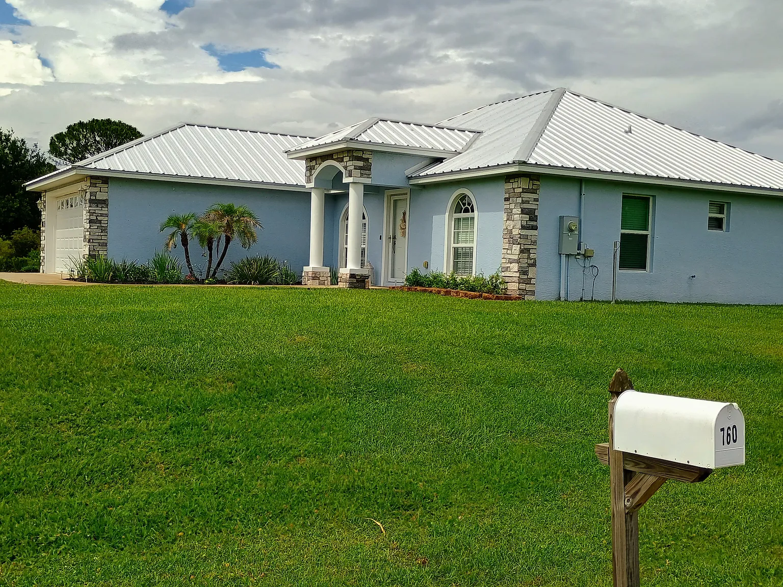 3 bed, 1500 sqft, $2,075 — Photo 3