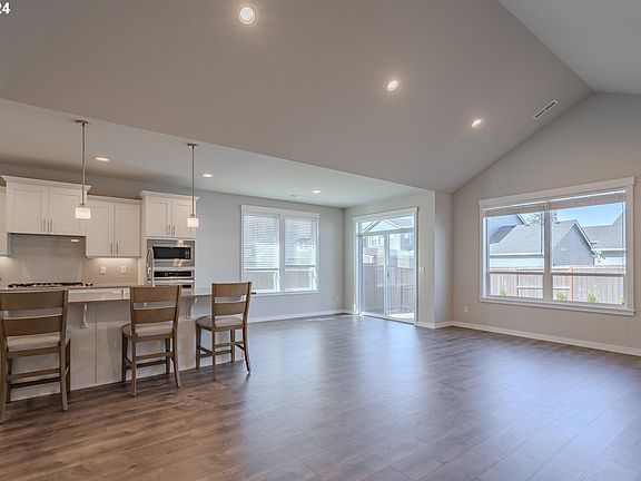 3rd image of 7514 NE 176th Ave