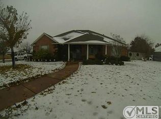 1501 Chaucer Dr, Cleburne, TX 76033