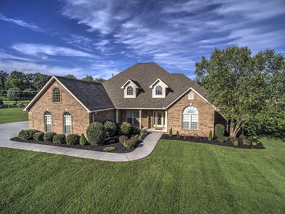 1st image of 1212 Stonehenge Dr