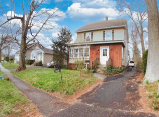 306 Rockwell Ave, Stratford, CT 06615