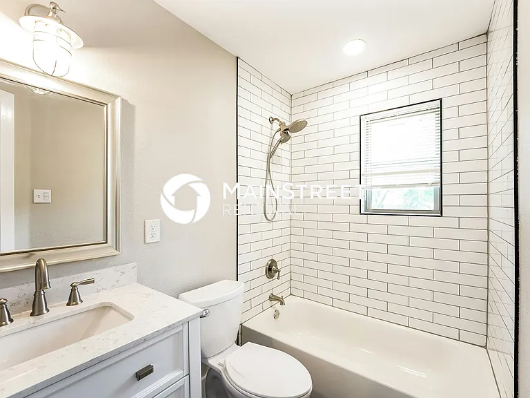 Main Bathroom