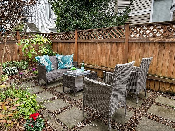 2nd image of 11521 28th Avenue NE #B