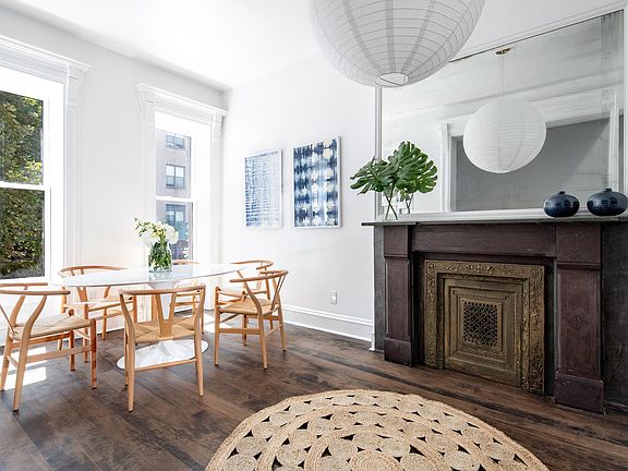 2nd image of 467 Saint Johns Pl