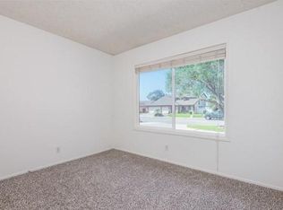 127 Flora Vista Ave, Camarillo, CA 93012