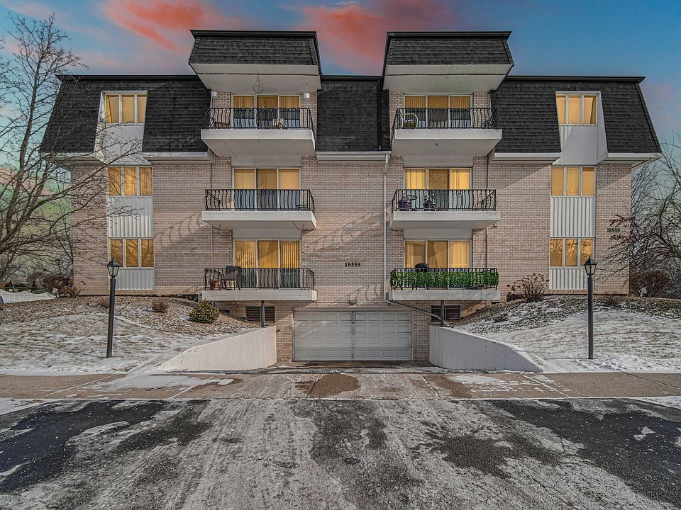 1st image of 18559 Escanaba Ave APT 201