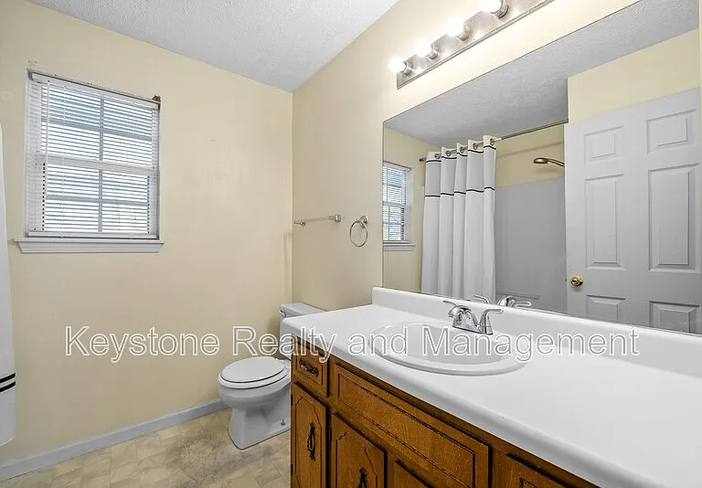 609 Artic Ave — Photo 13