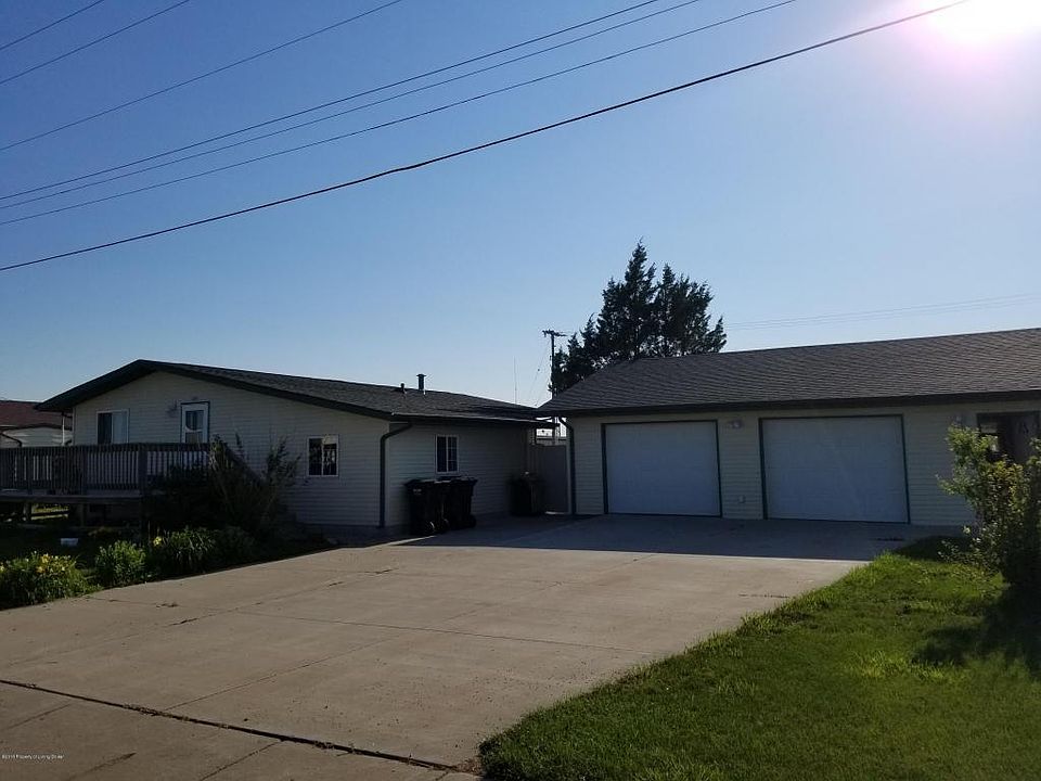 105 4th St NW, South Heart, ND 58655 Zillow