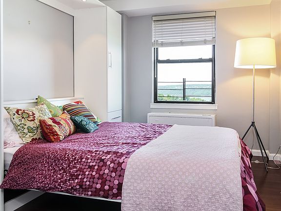 5th image of 4705 Henry Hudson Pkwy #15K
