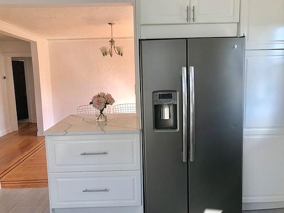 4th image of 71 Bradford St APT 1