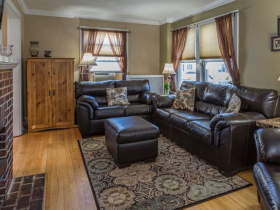 5th image of 26 Brookridge Ave
